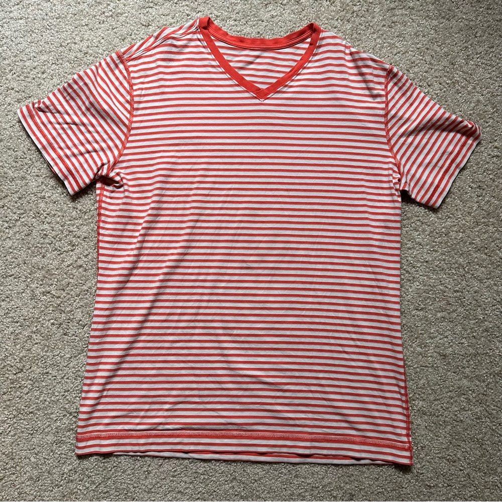 Men’s Lululemon V Neck Tee - Orange Stripe, L